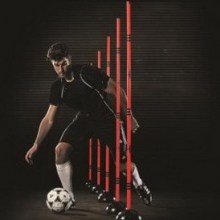 Стойки для дриблинга футболиста